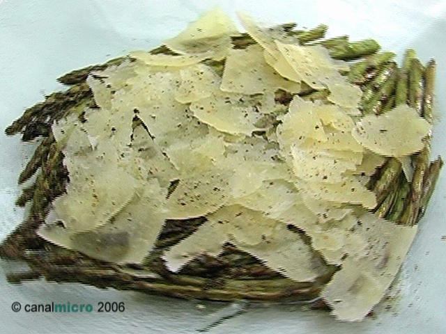 Спаржа с бальзамическим маслом